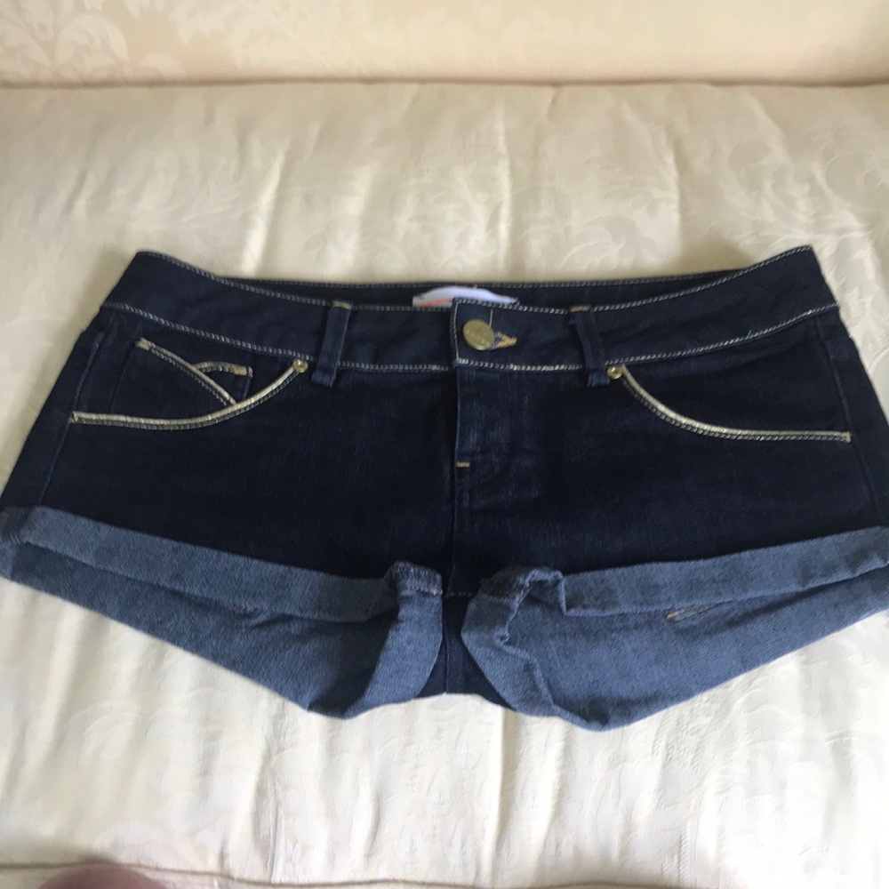 Top shop Moto low rise short shorts